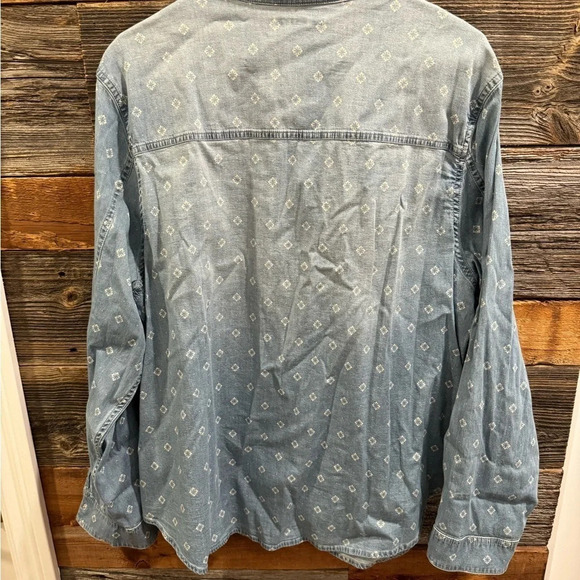Tahari chambray jean button long  sleeve USXXL star print faded pockets comfy - Picture 4 of 5